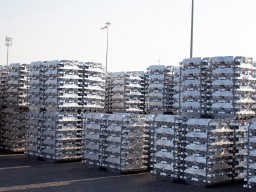 Aluminium ingot, only 50 mt left